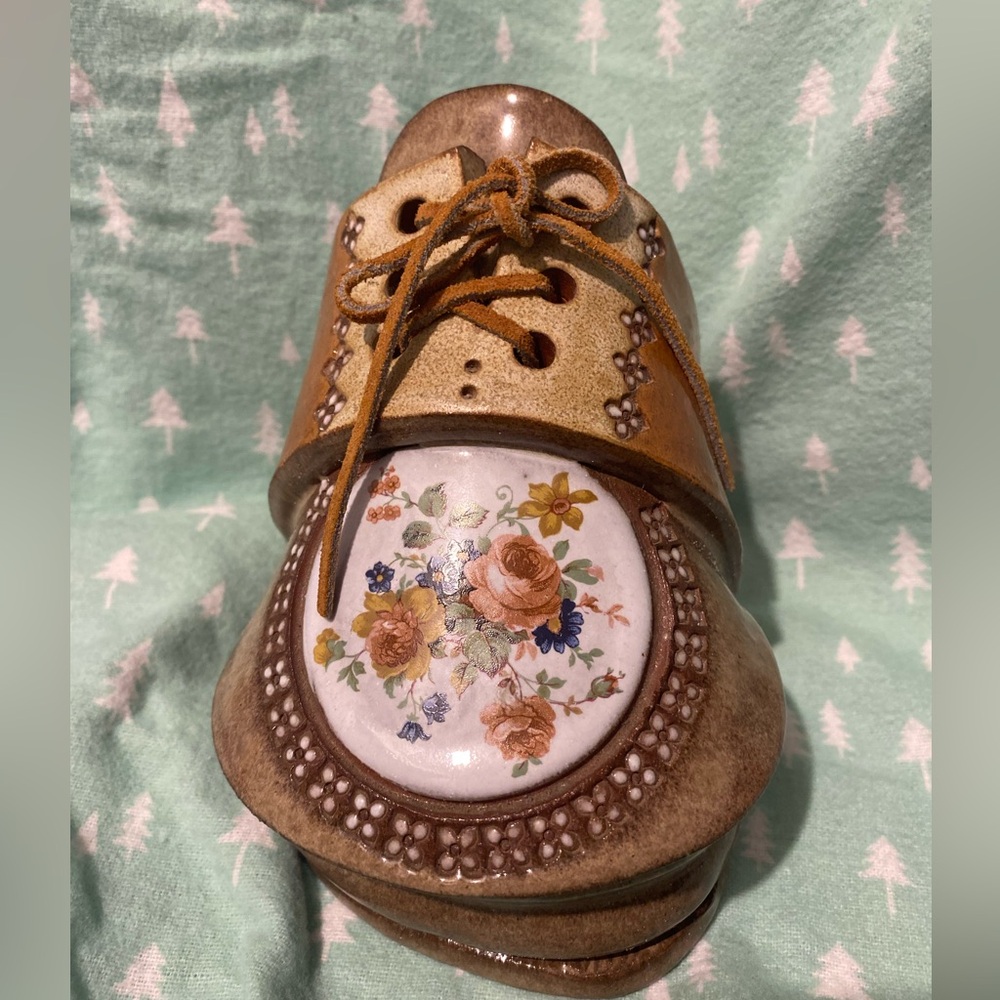 The Clay Cobbler Terra Cotta Art Pottery 1970s Shoe Planter Groovy Leather Look